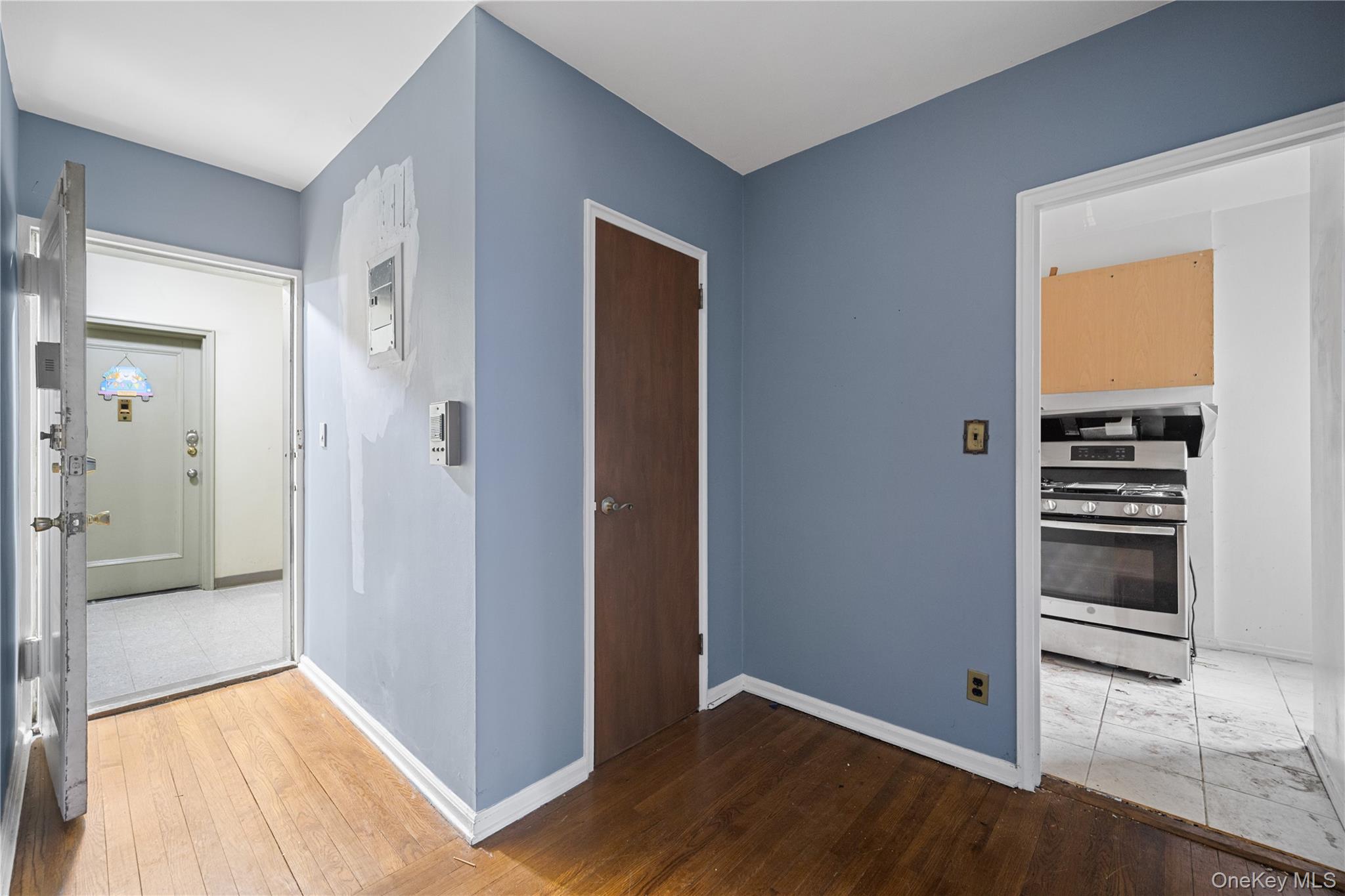 Photo 6 of this property