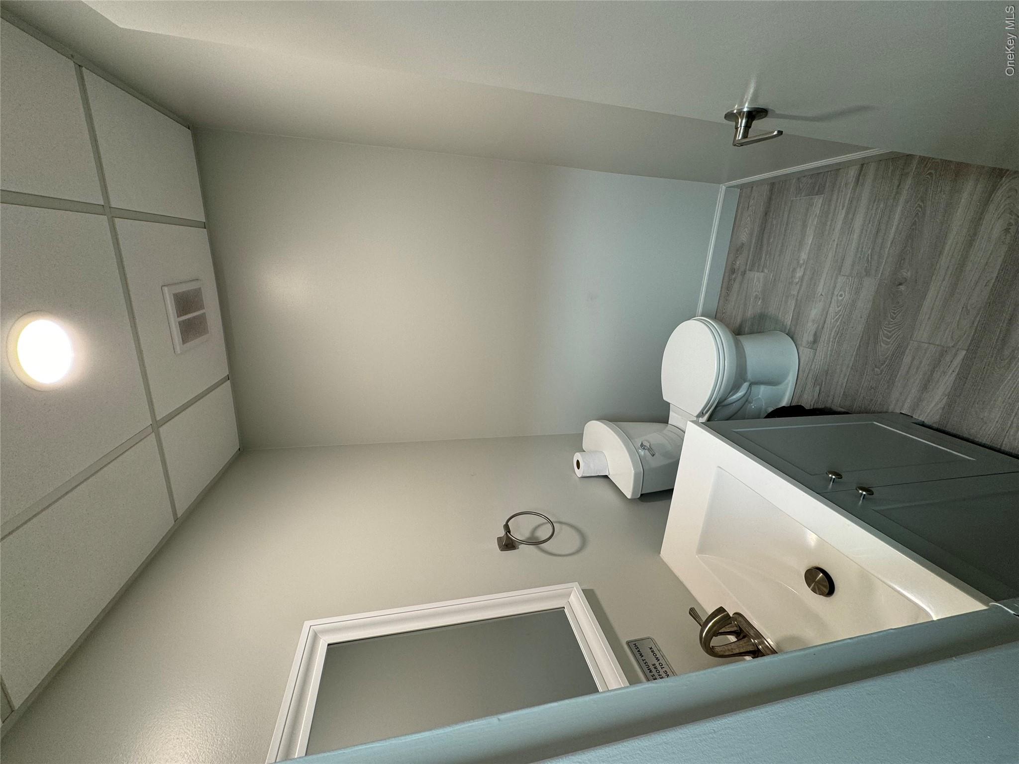 Photo 9 of this property