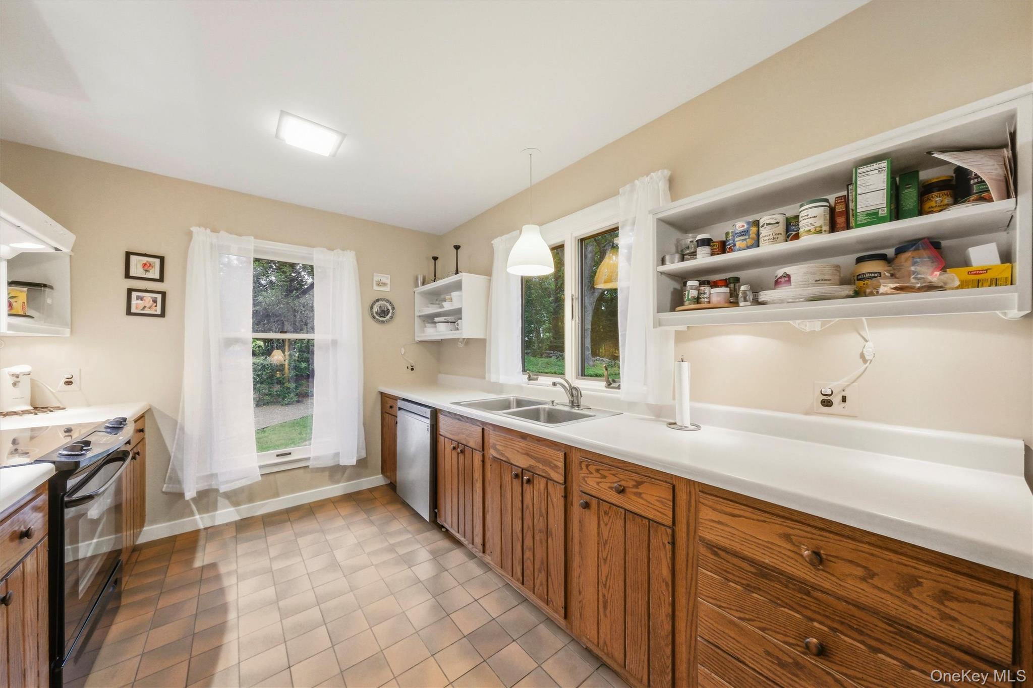 Photo 11 of this property