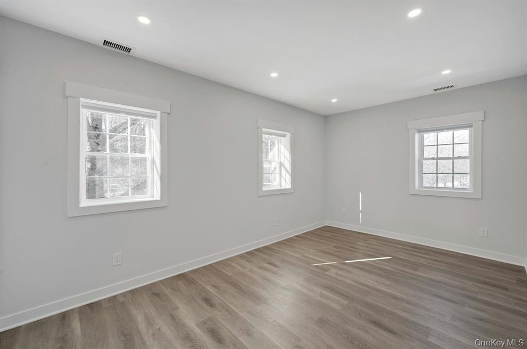 Photo 6 of this property