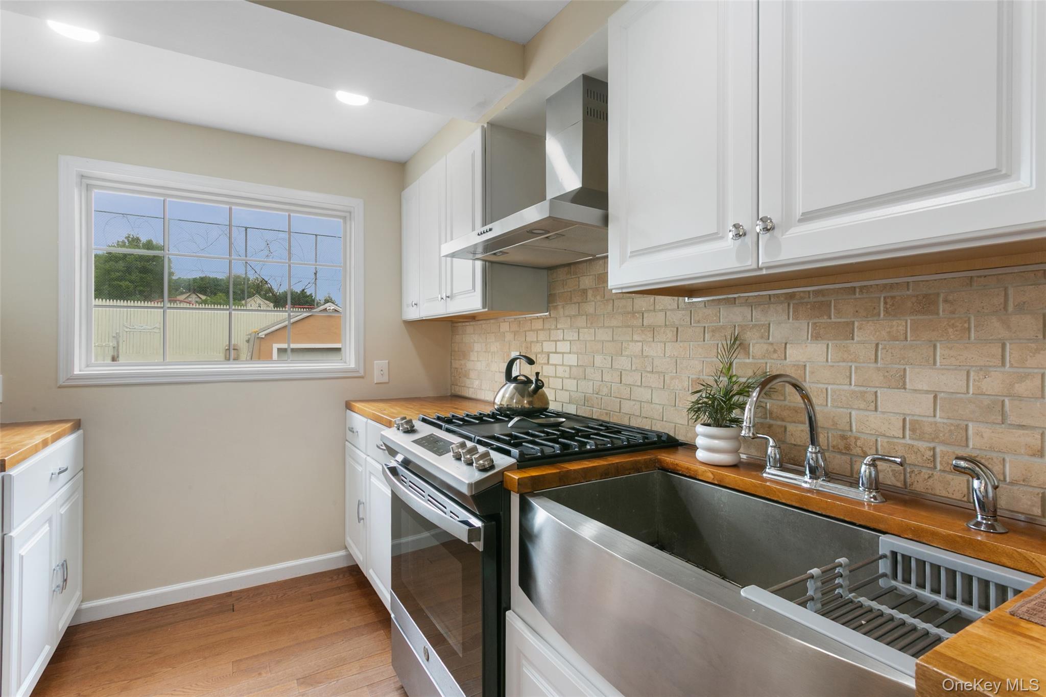 Photo 9 of this property