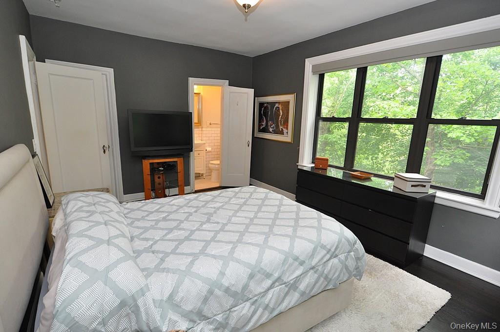 Photo 19 of this property