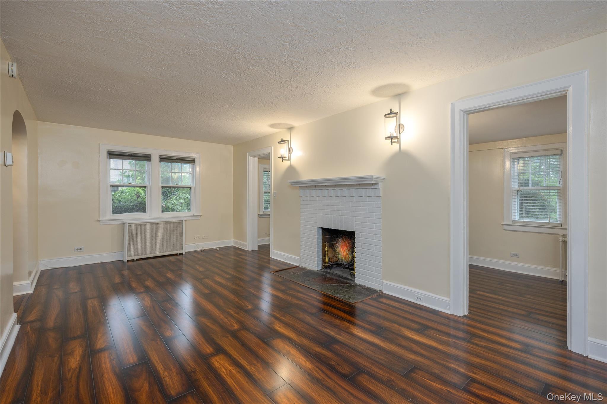 Photo 4 of this property