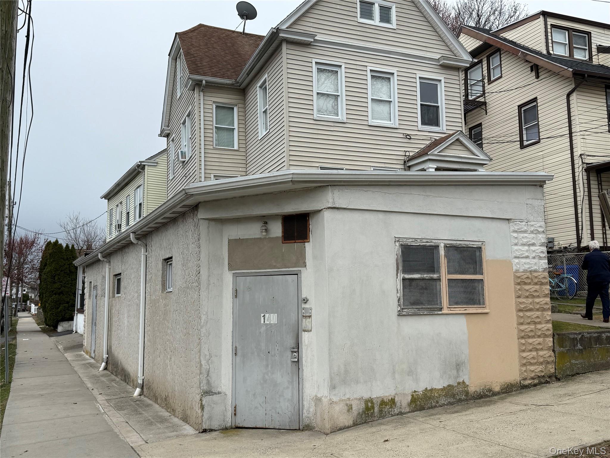 Photo 9 of this property