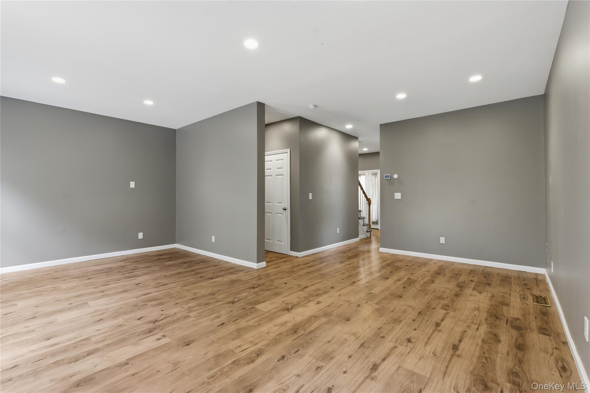 Photo 4 of this property