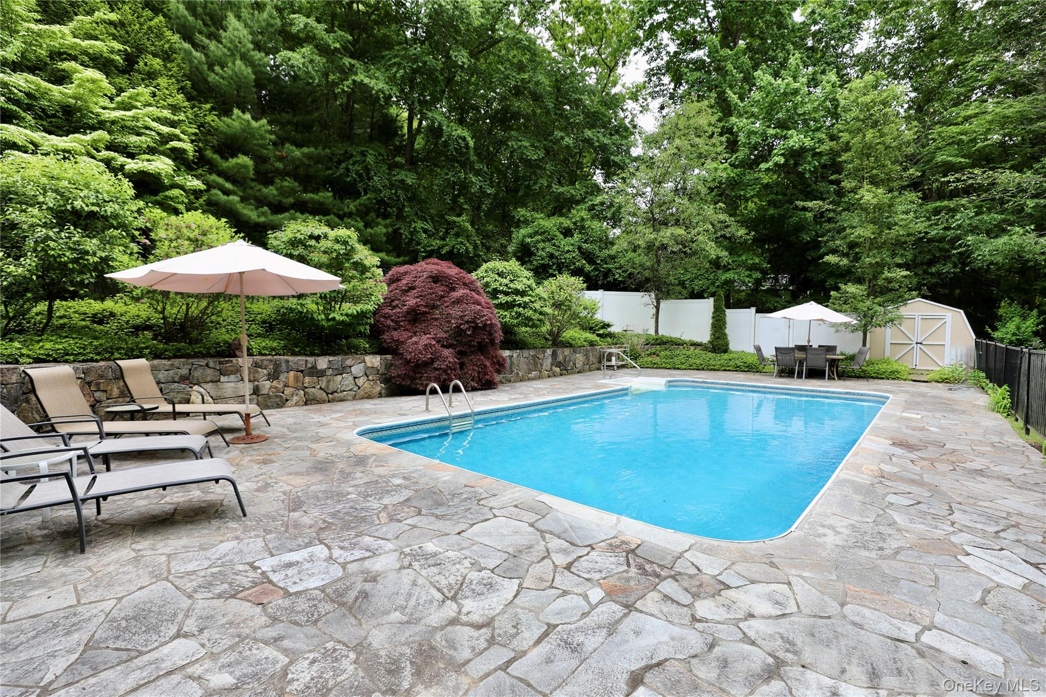 Photo 4 of this property