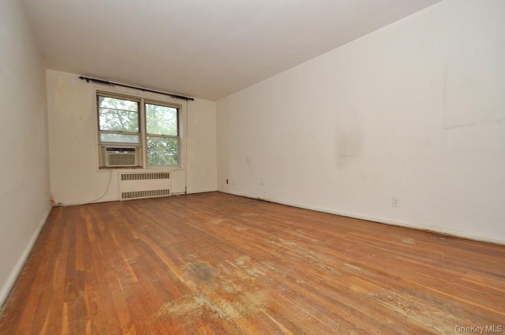 Photo 6 of this property