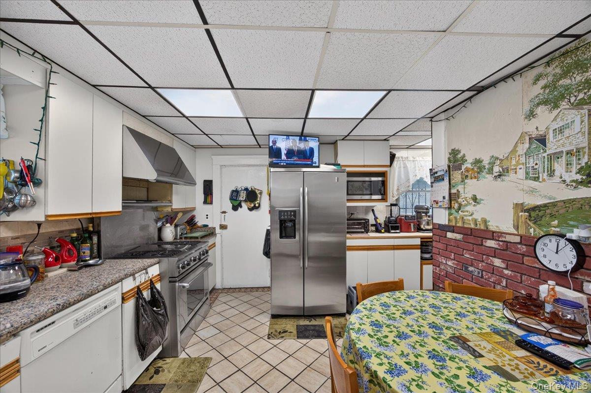 Photo 9 of this property
