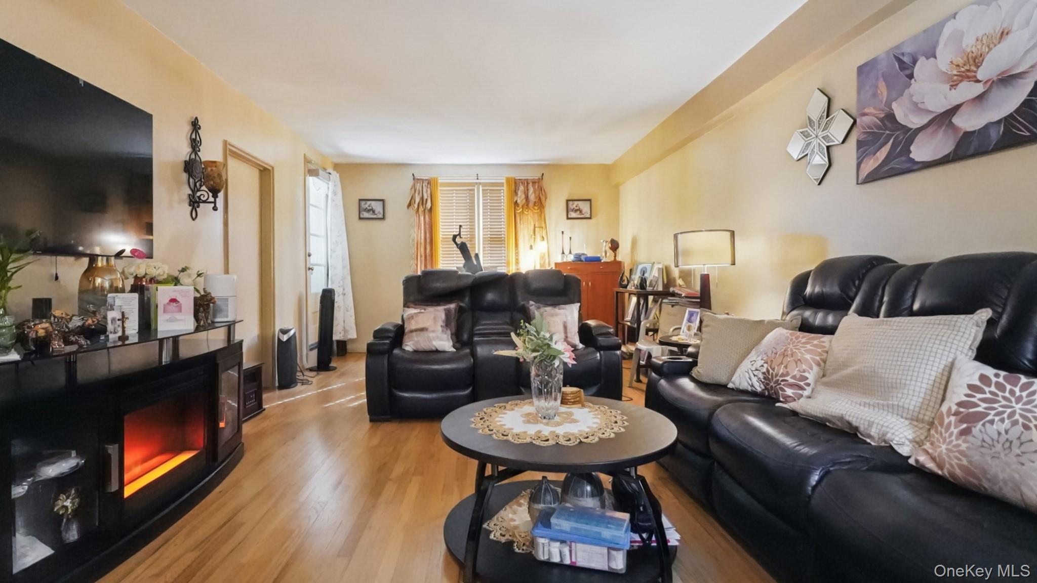 Welcome home to your gorgeous renovated  2 bedroom, 2 full bathroom co...