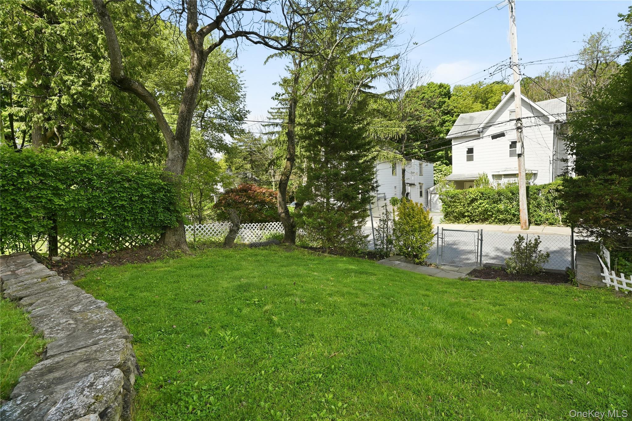 Photo 4 of this property