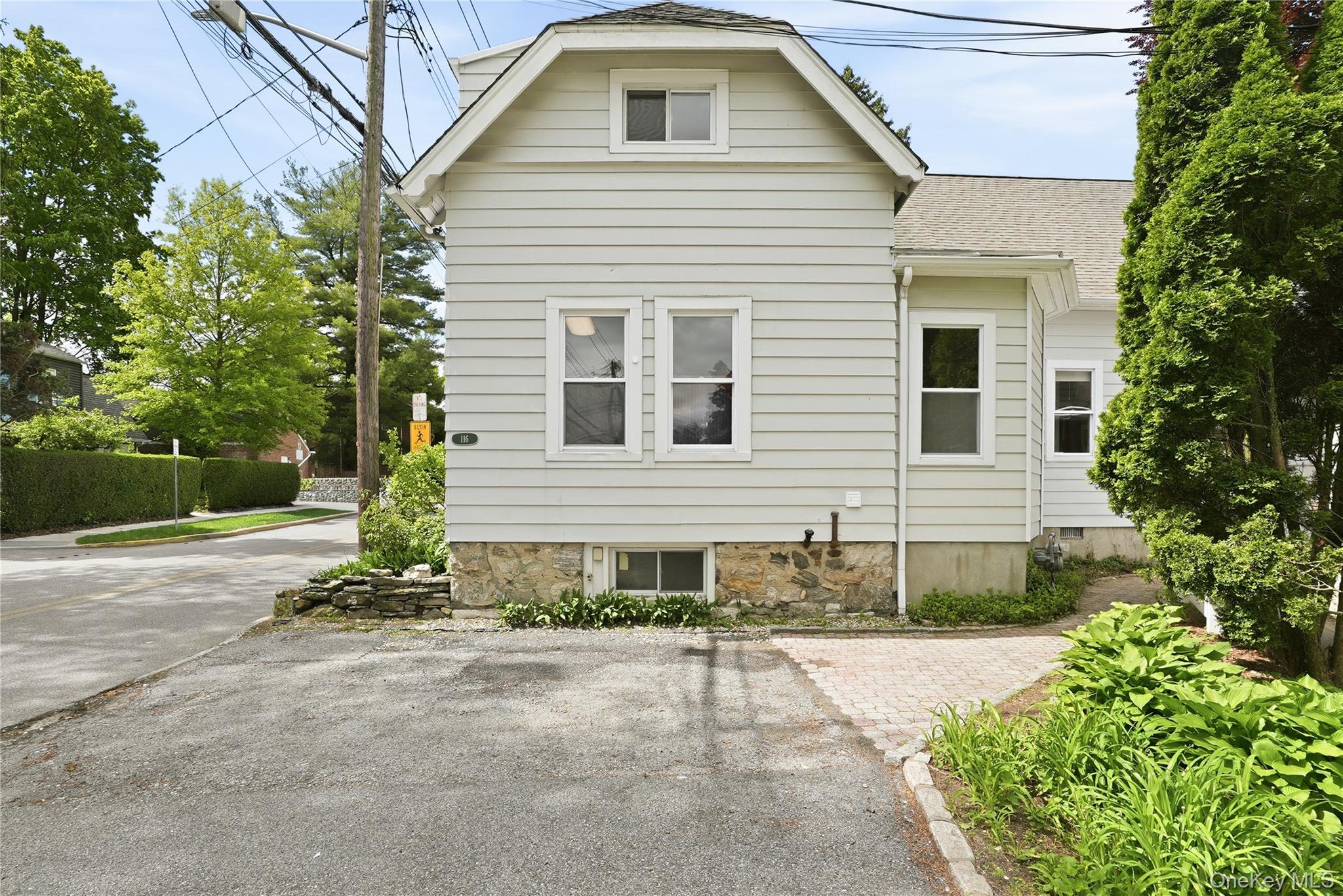 Photo 3 of this property