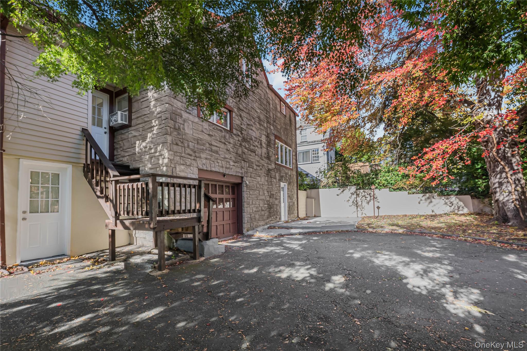 Photo 4 of this property