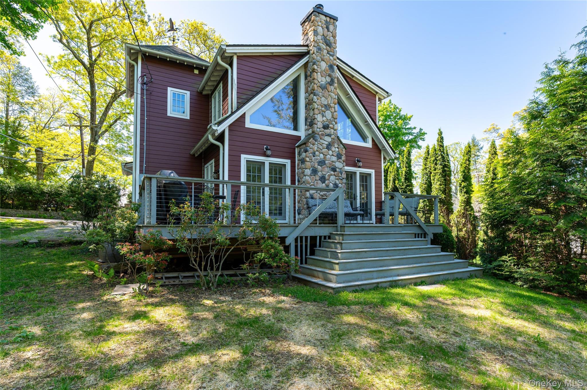 Photo 4 of this property