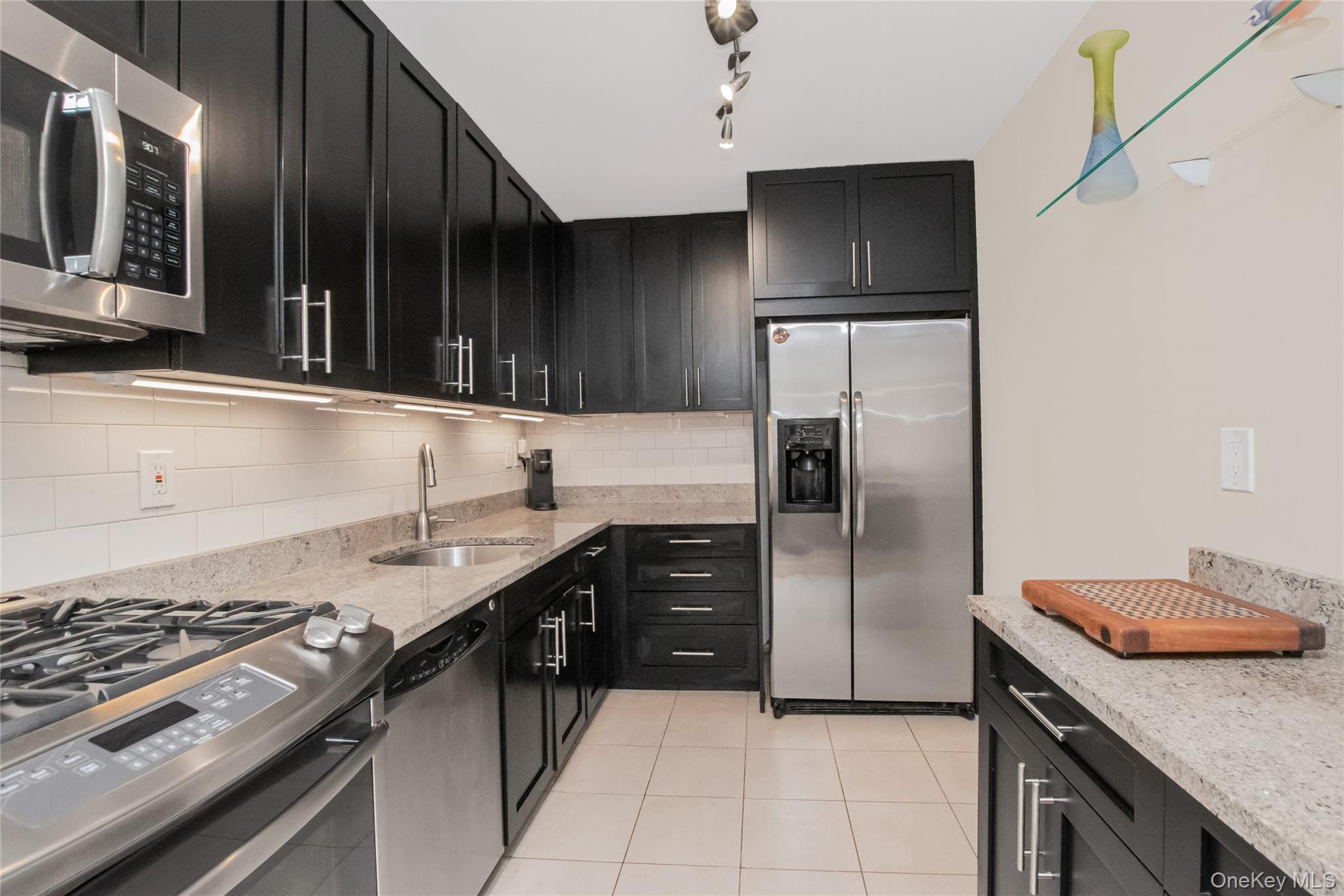 Photo 7 of this property