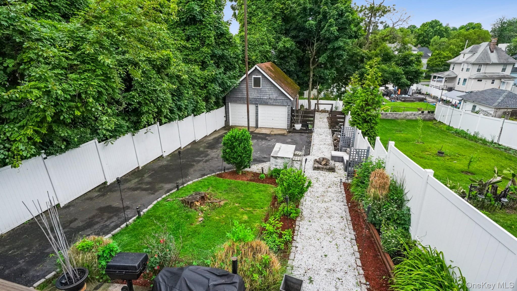 Photo 33 of this property
