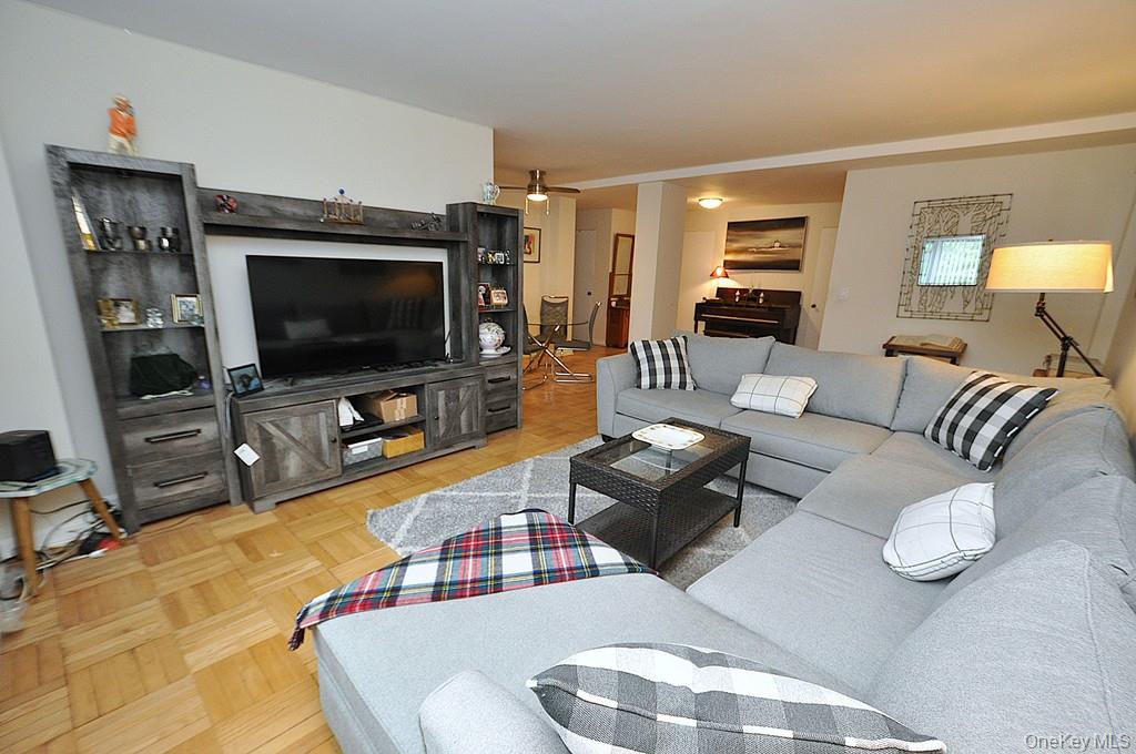 Photo 4 of this property
