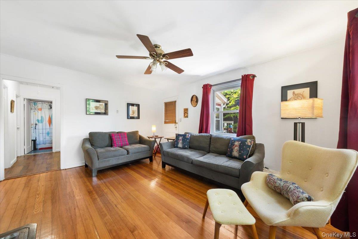 Photo 3 of this property