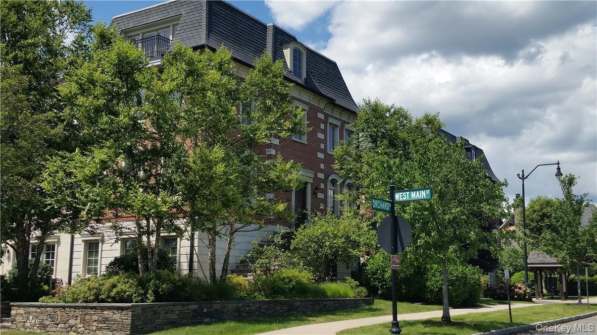 Sophisticated Luxury RENTAL - Beautiful 4 level Townhouse with private...