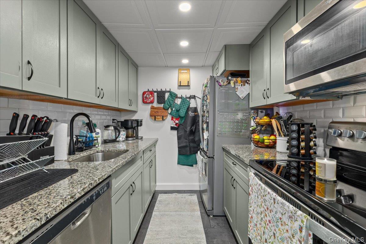 Photo 7 of this property