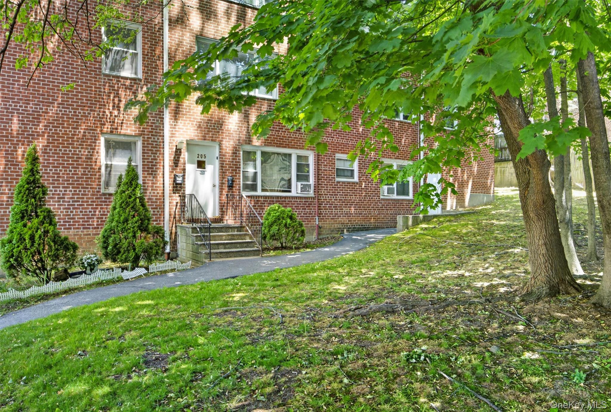Photo 3 of this property
