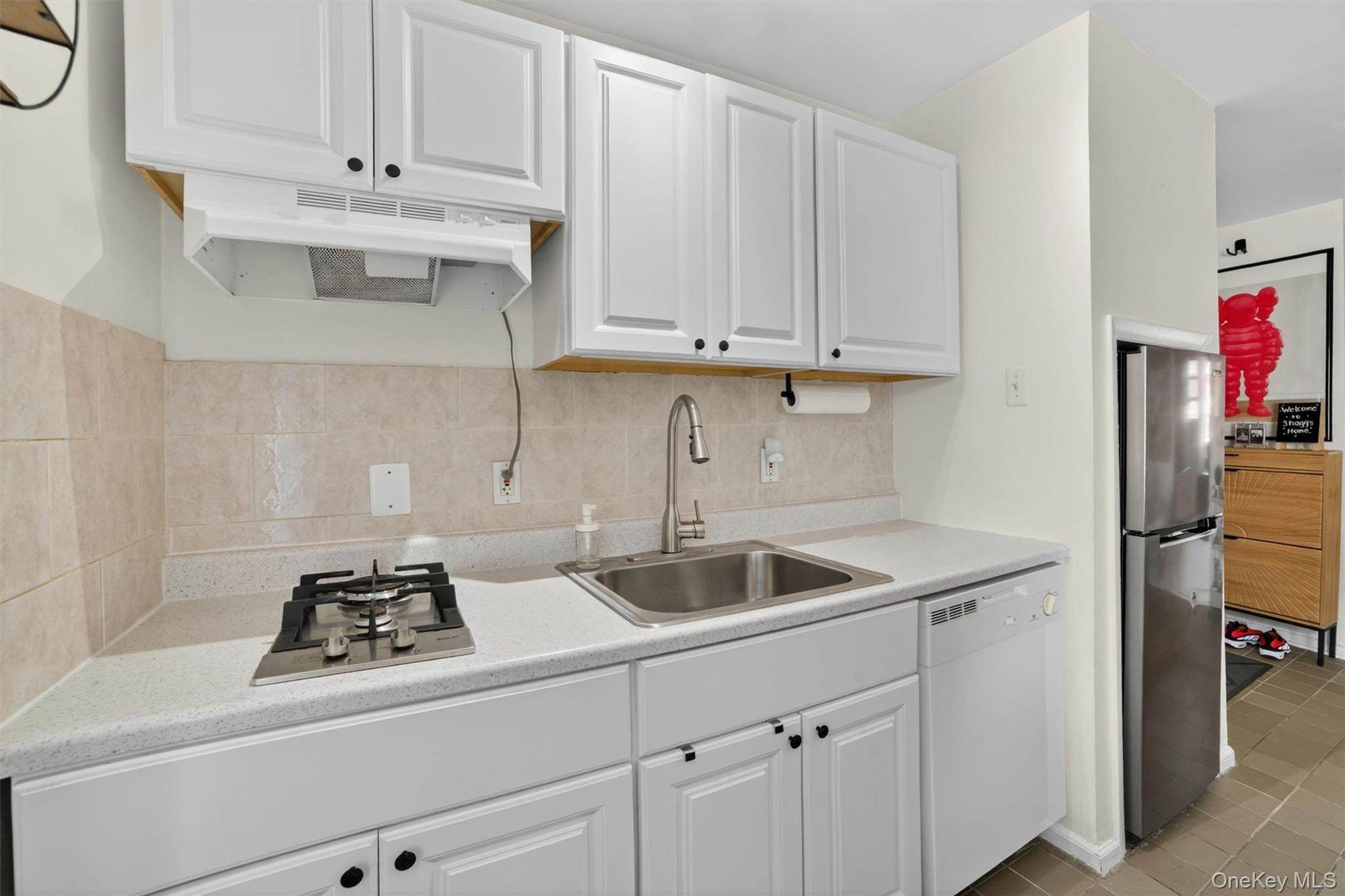 Photo 9 of this property