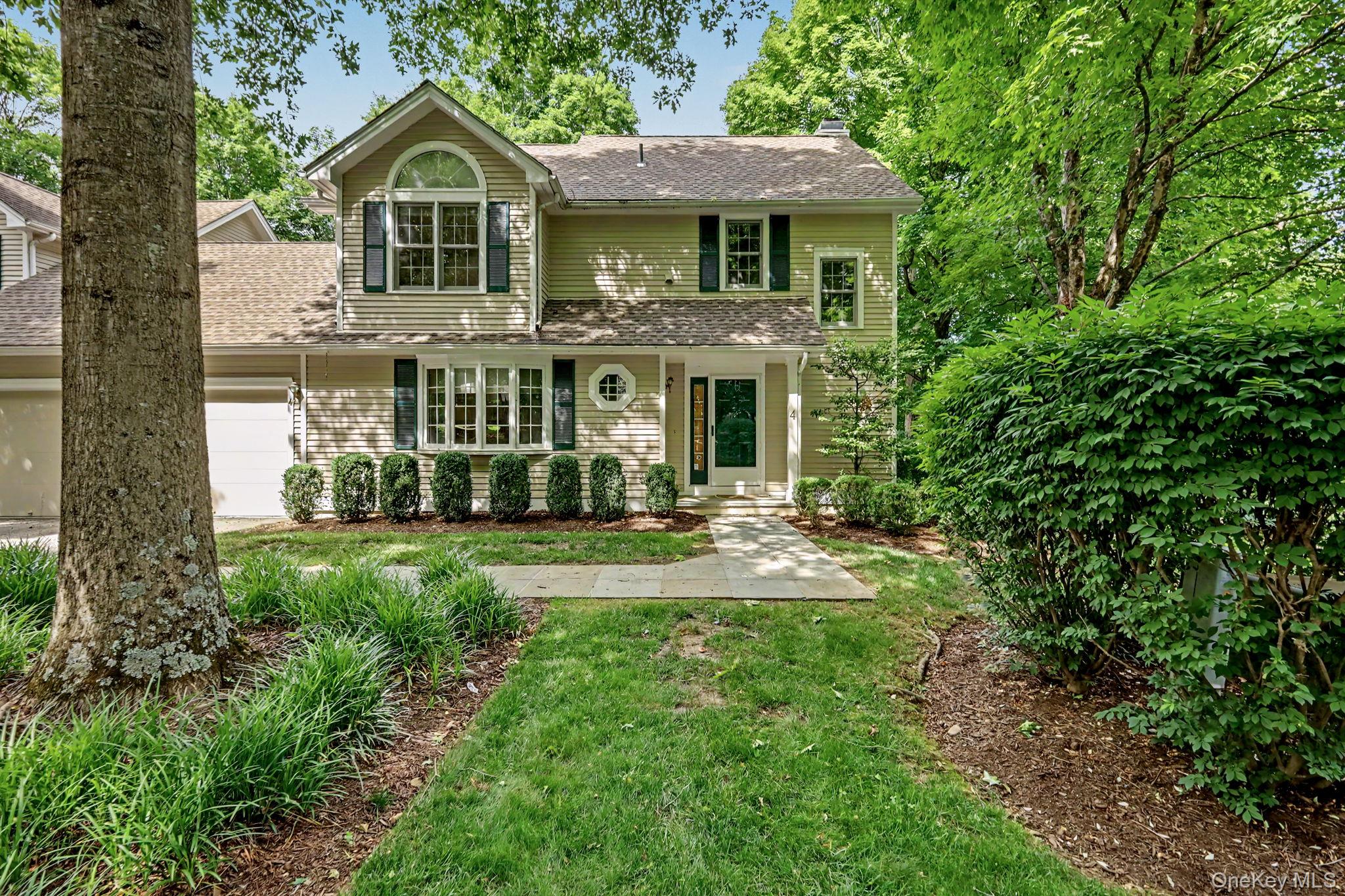 Welcome to this beautifully situated townhouse in the highly desirable...