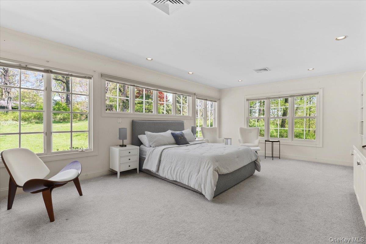 Photo 10 of this property