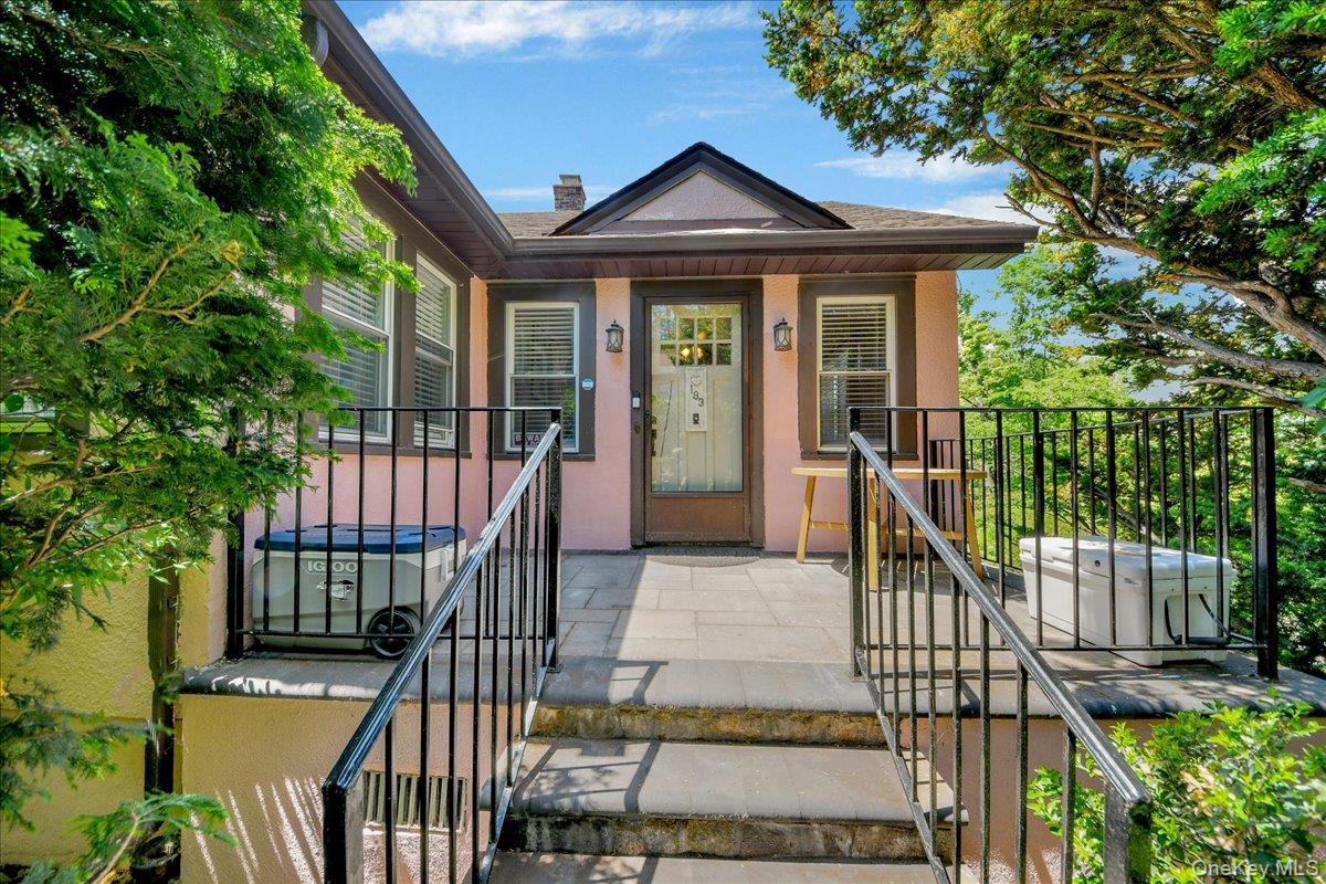 Photo 3 of this property