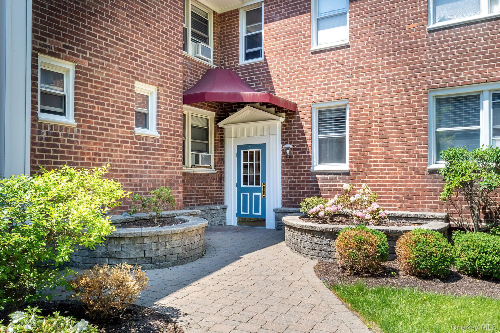 Welcome to Bryant Gardens, one of White Plains’ most desirable co-op c...