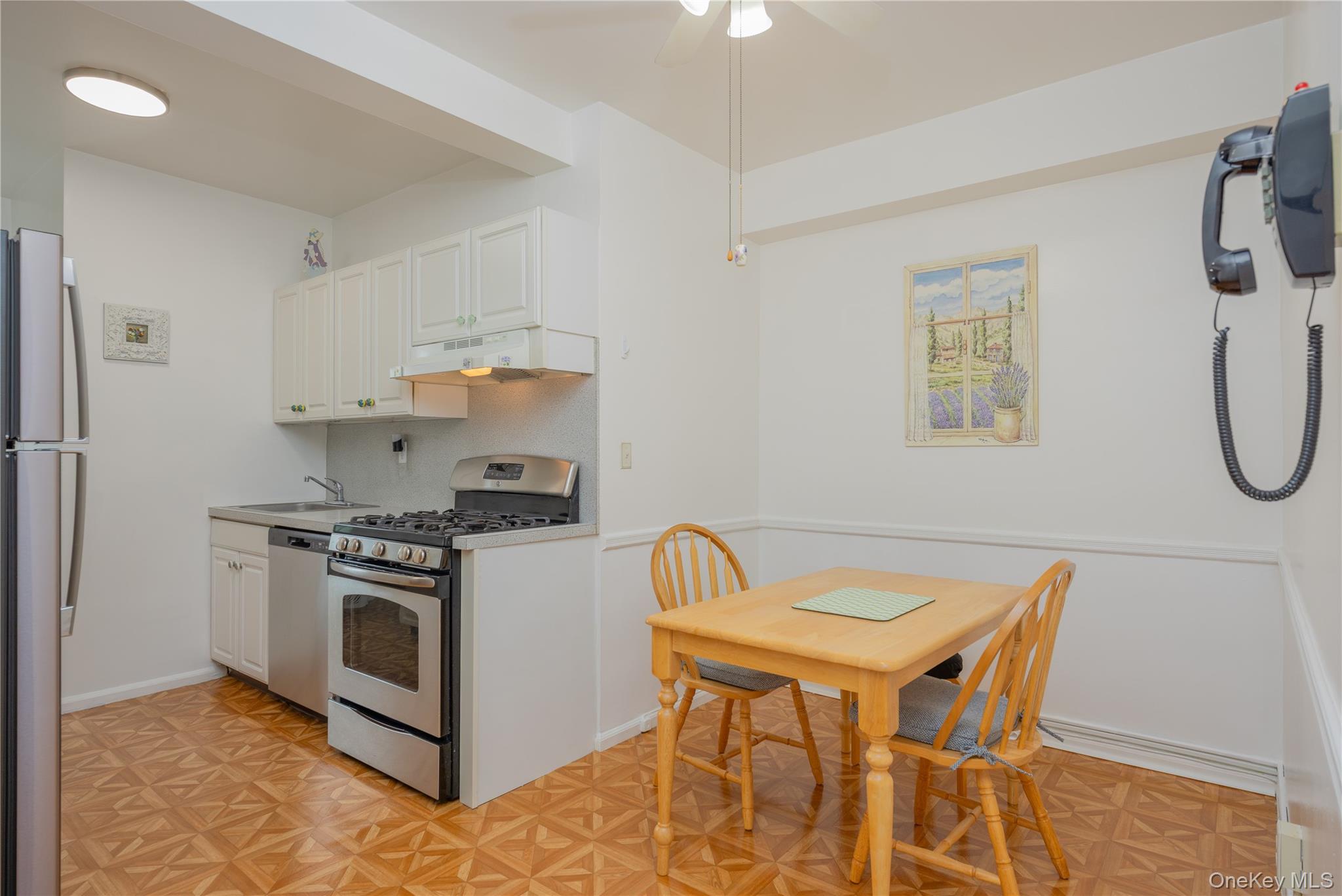 Photo 11 of this property