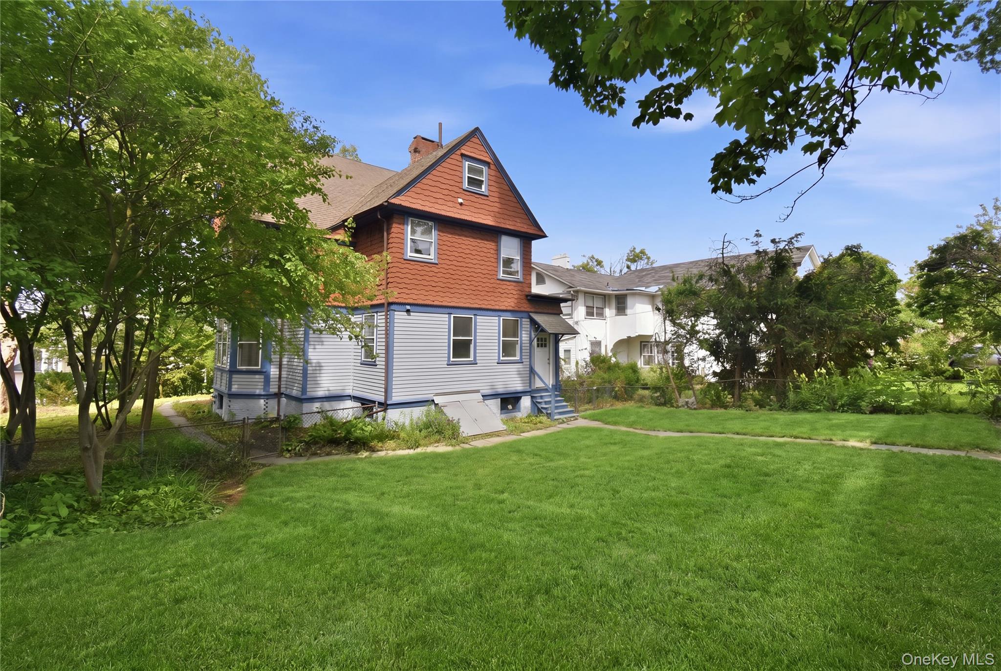 Photo 9 of this property
