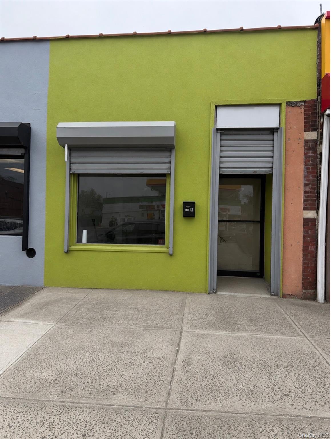 Excellent opportunity to lease a versatile commercial space offering a...