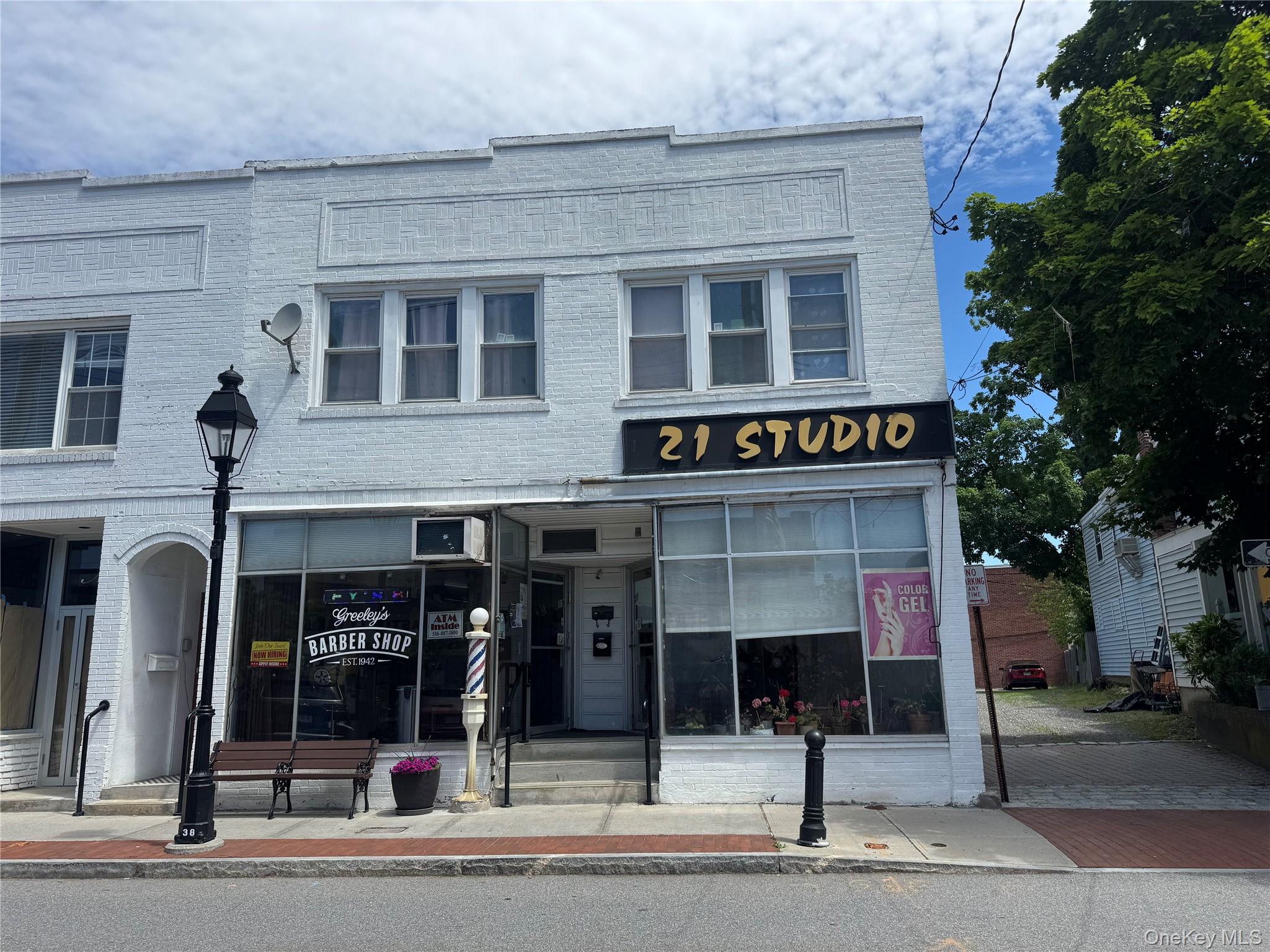 Investment opportunities like this rarely become available in Downtown...