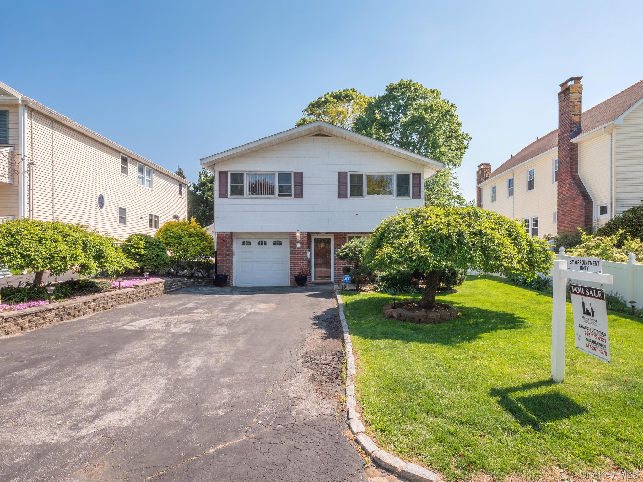 Located at Hartsdale NY Greenburgh, cute and desire section near the S...