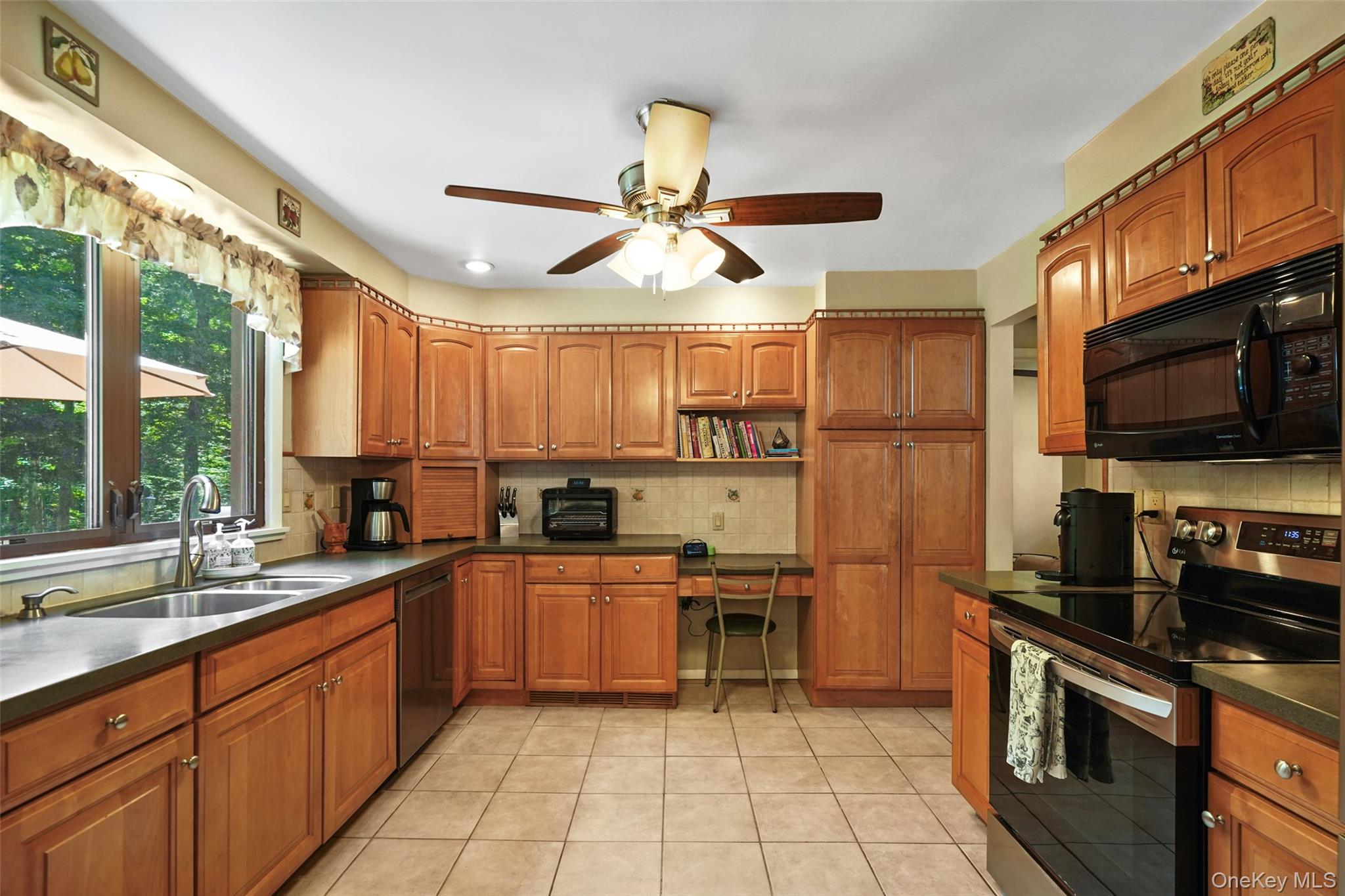 Photo 14 of this property