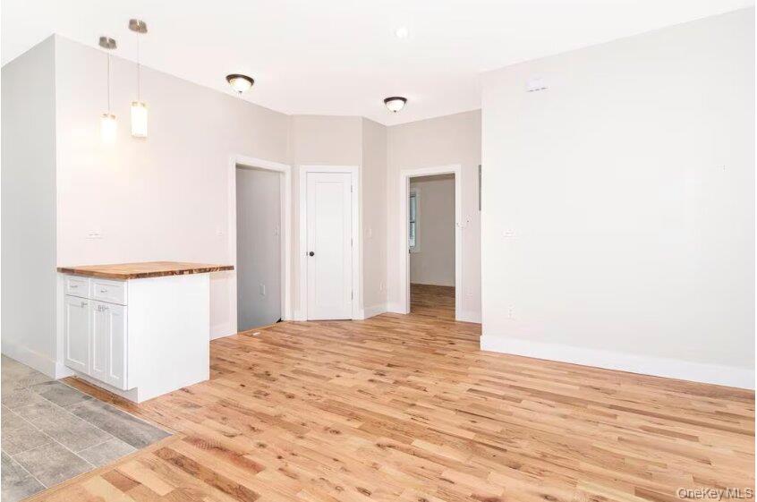 Photo 7 of this property