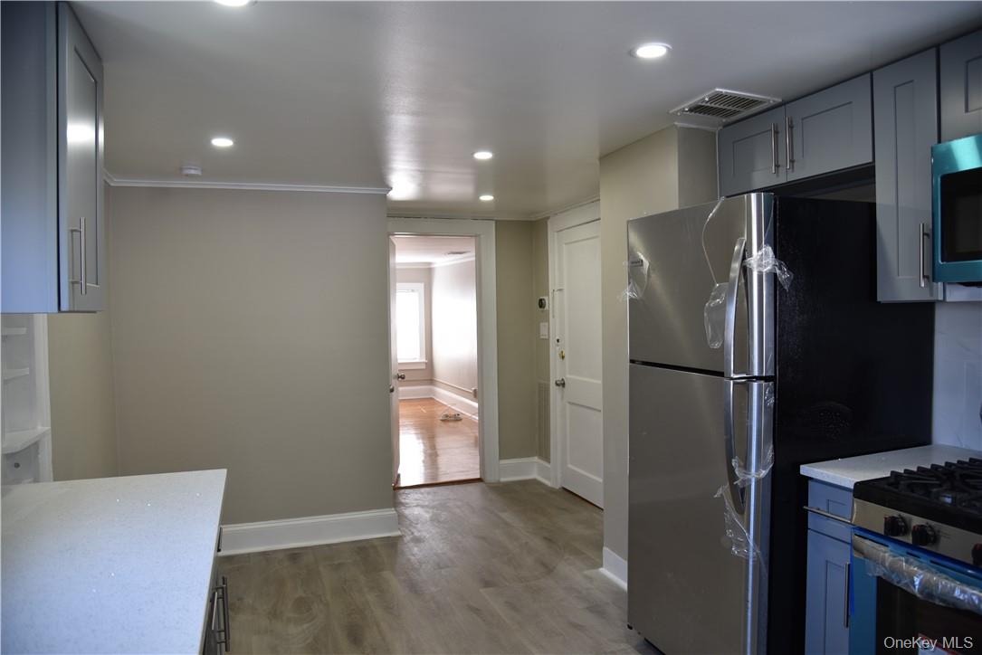Photo 6 of this property