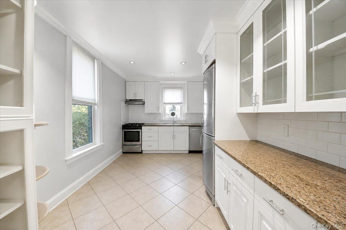 Photo 3 of this property