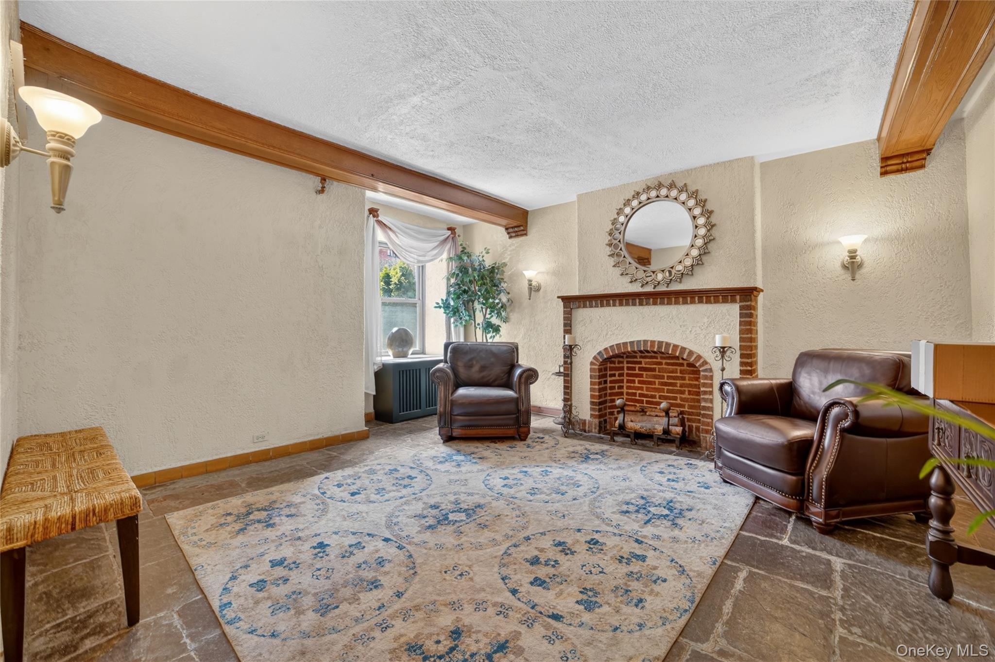 Photo 3 of this property