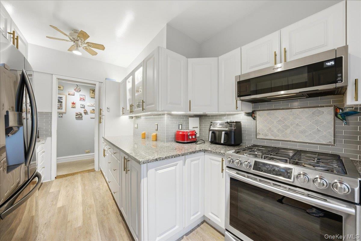 Photo 3 of this property