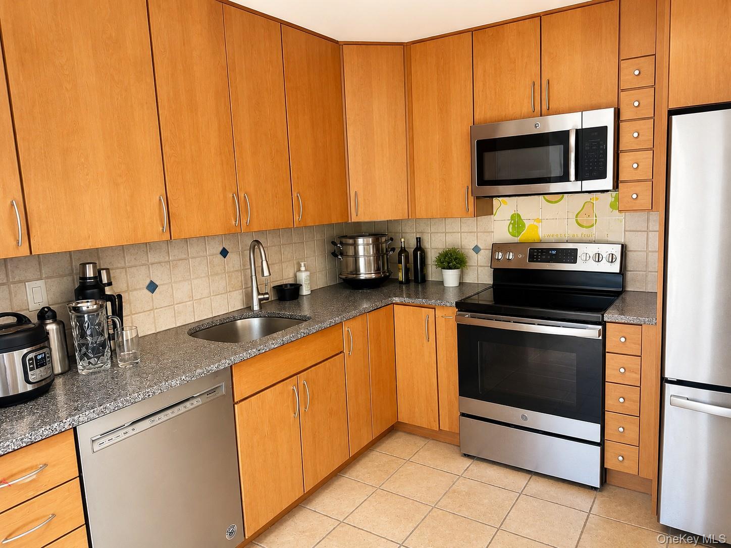 Photo 6 of this property