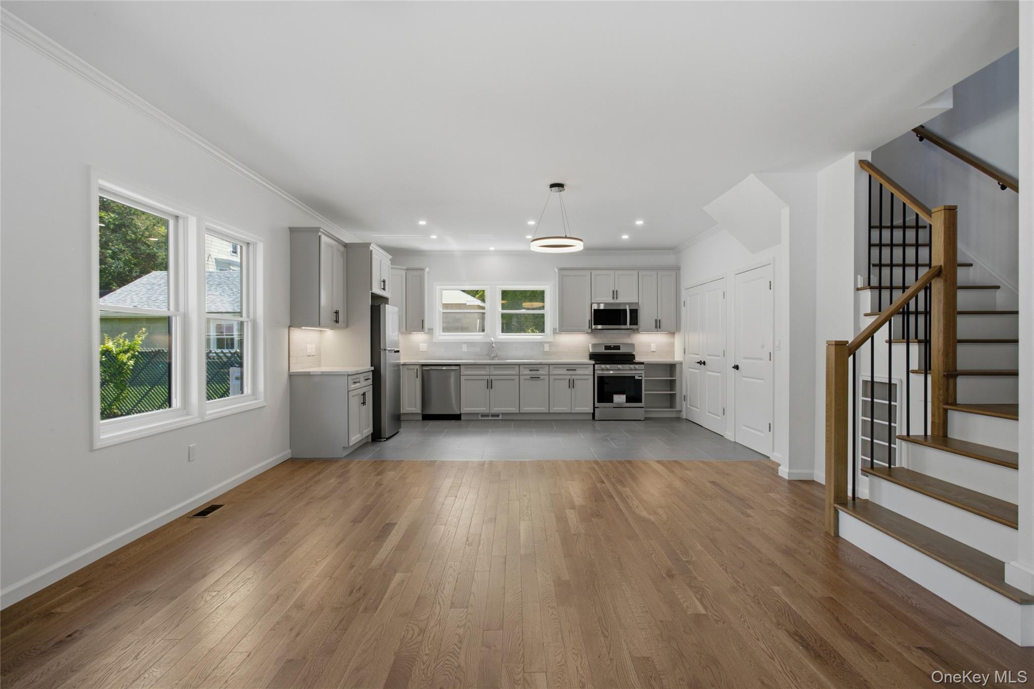 Photo 6 of this property