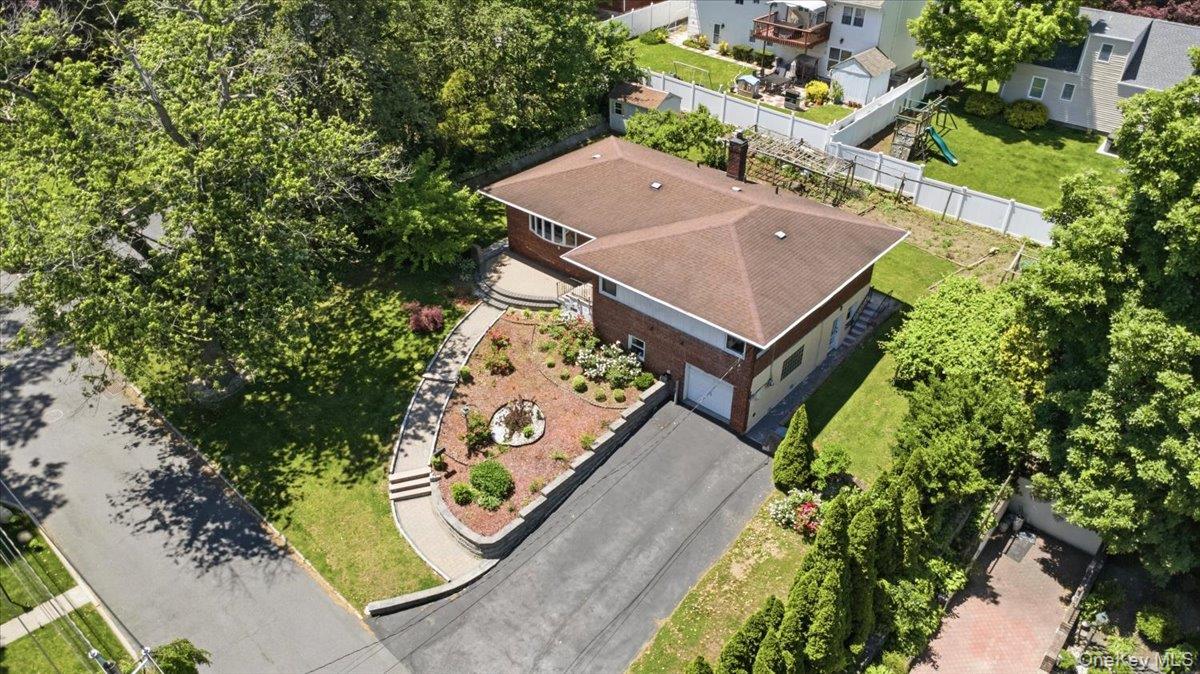 Photo 31 of this property