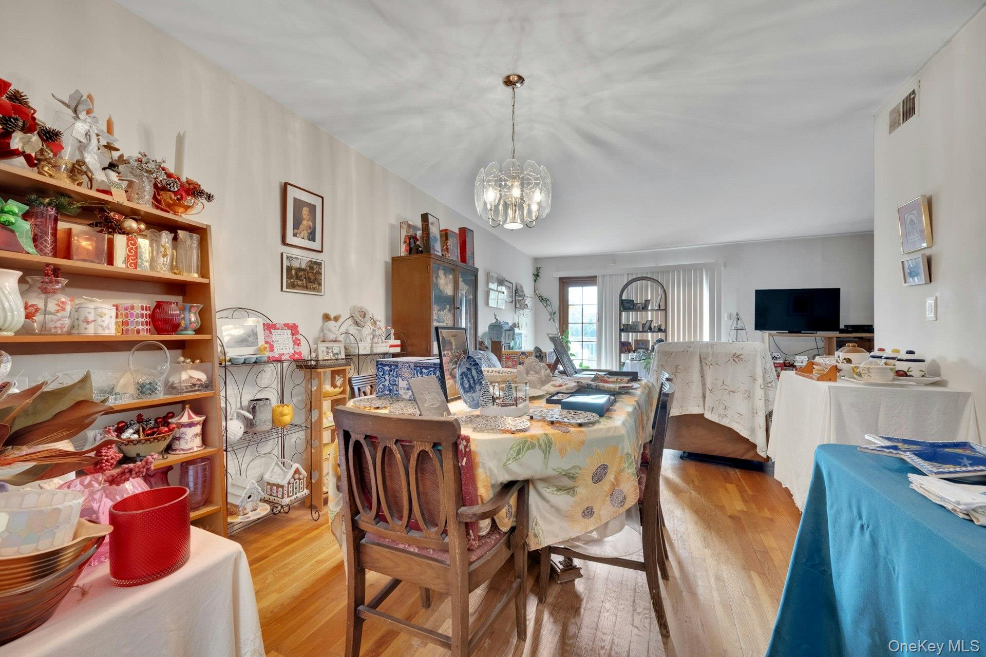 Photo 6 of this property