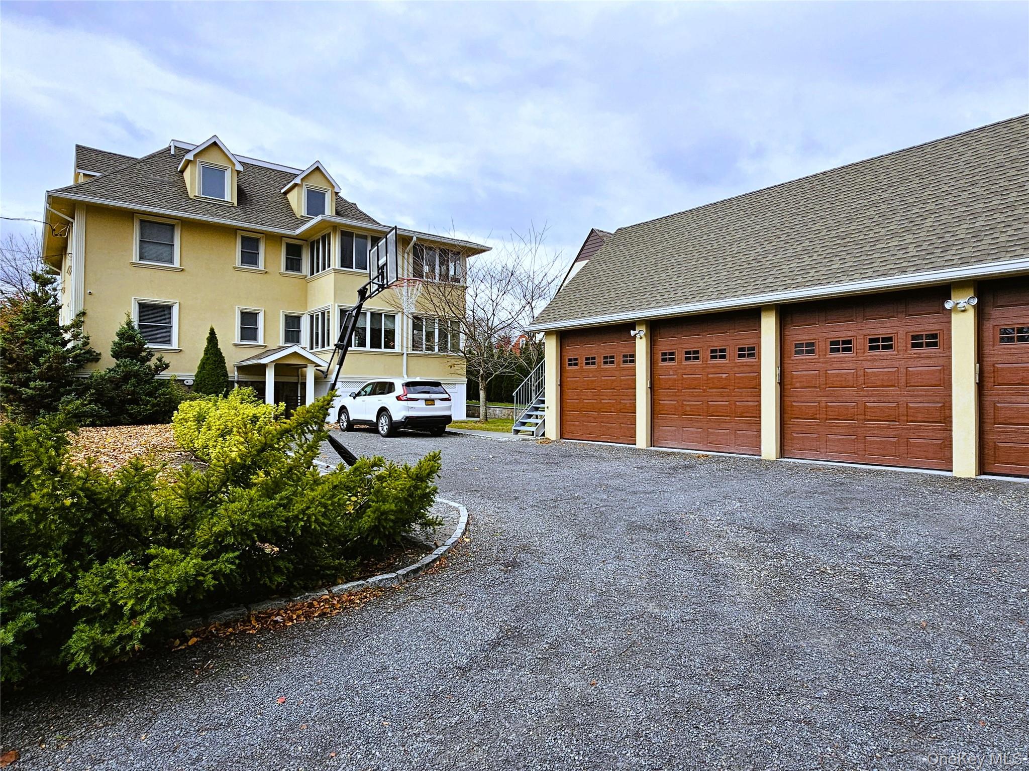 Photo 44 of this property