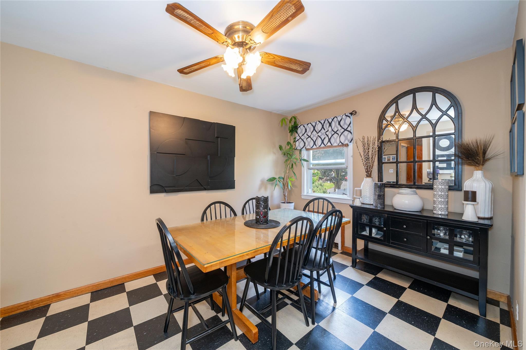 Photo 9 of this property