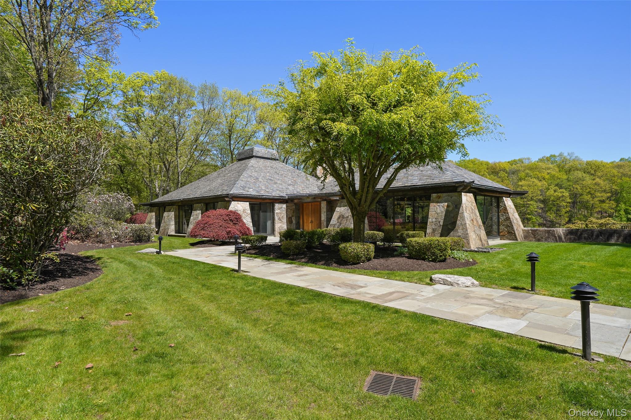 Photo 7 of this property