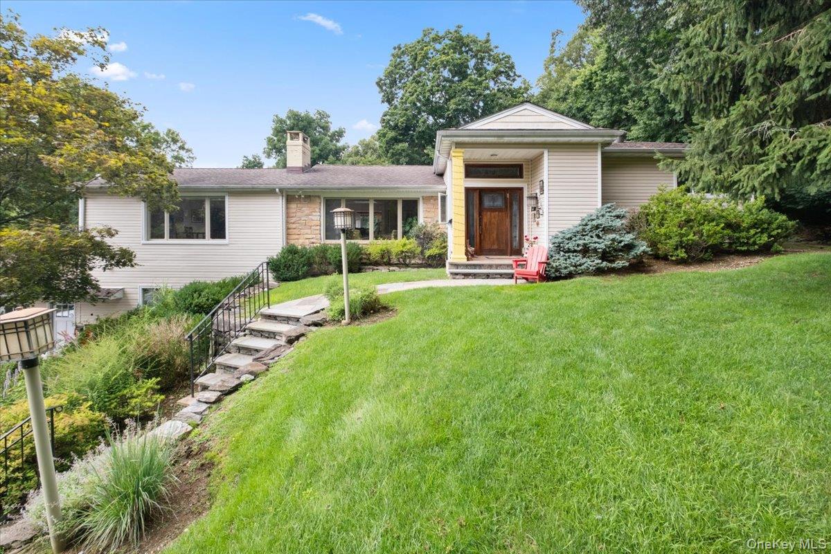 Photo 4 of this property