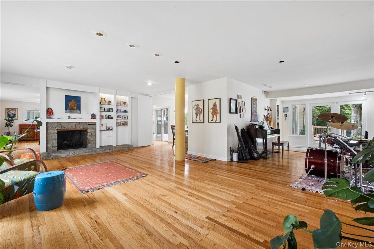 Photo 7 of this property