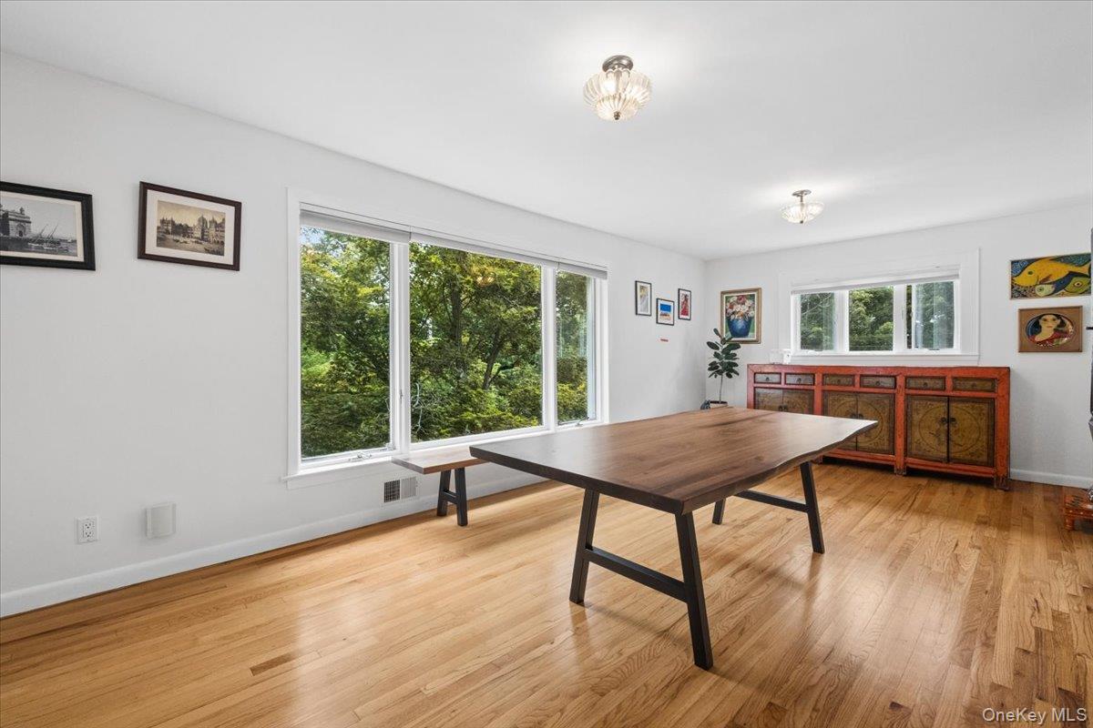 Photo 10 of this property